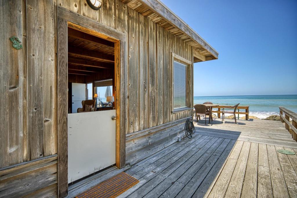 16 Potbelly Beach Road Property Photo 7