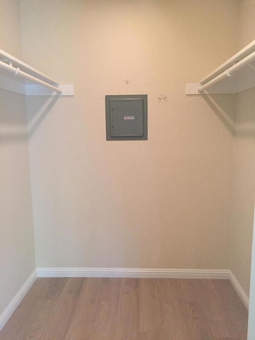 448 Barnegat Lane Property Photo 10