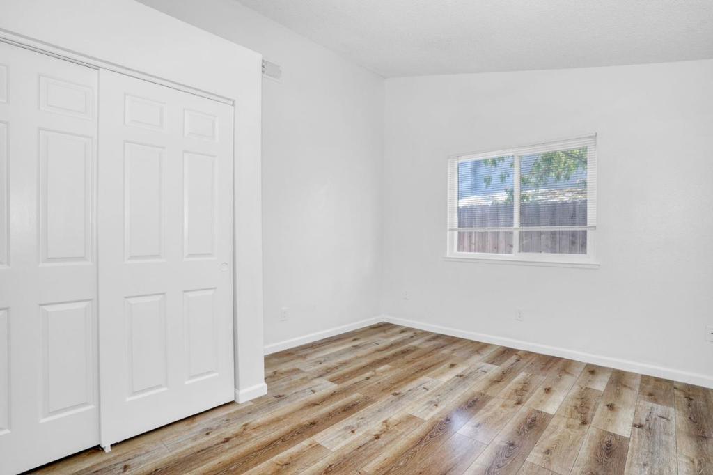 7913 Cottonleaf Way Property Photo 16