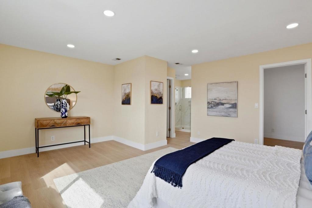 2074 Ashwood Lane Property Photo 28