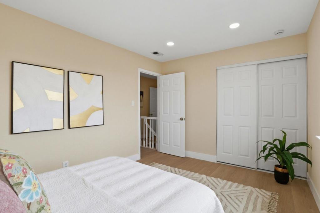 2074 Ashwood Lane Property Photo 30