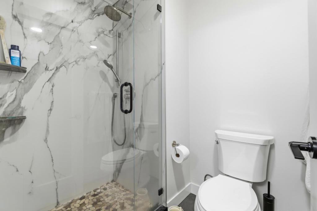 937939 Miramonte Avenue Property Photo 13