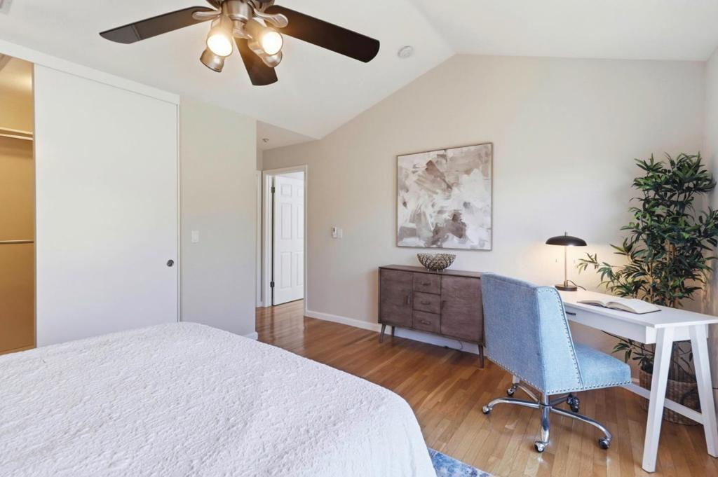 15 Outlook Circle Property Photo 21