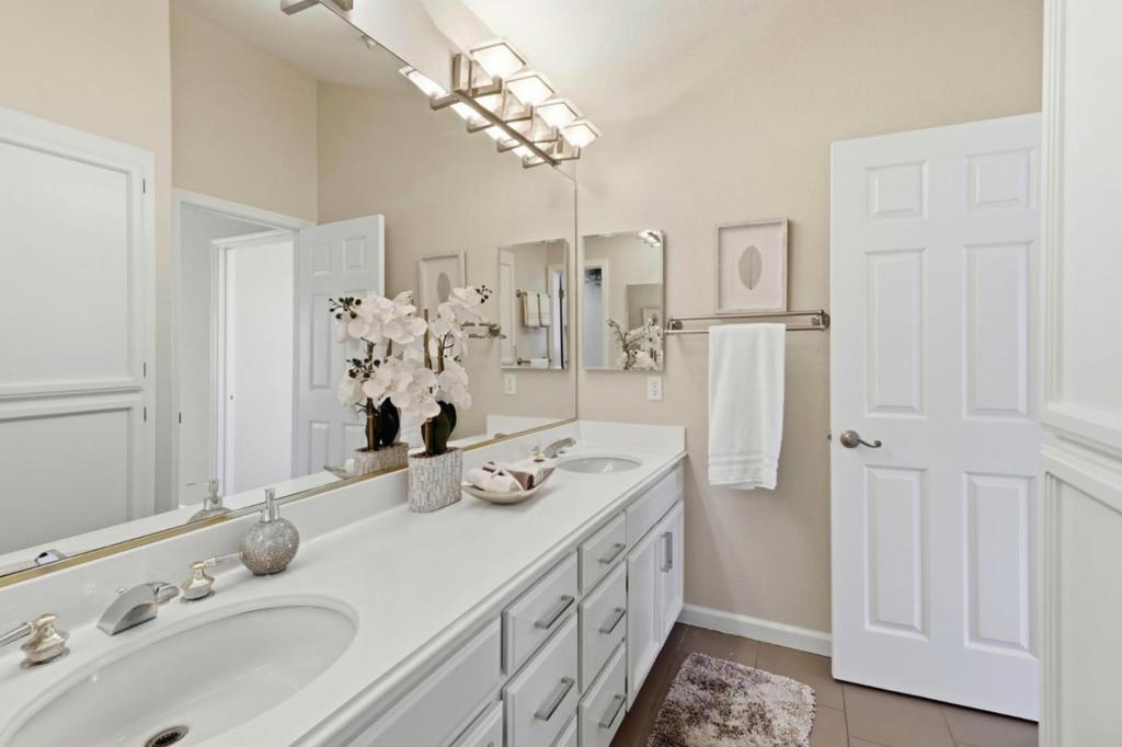 15 Outlook Circle Property Photo 25
