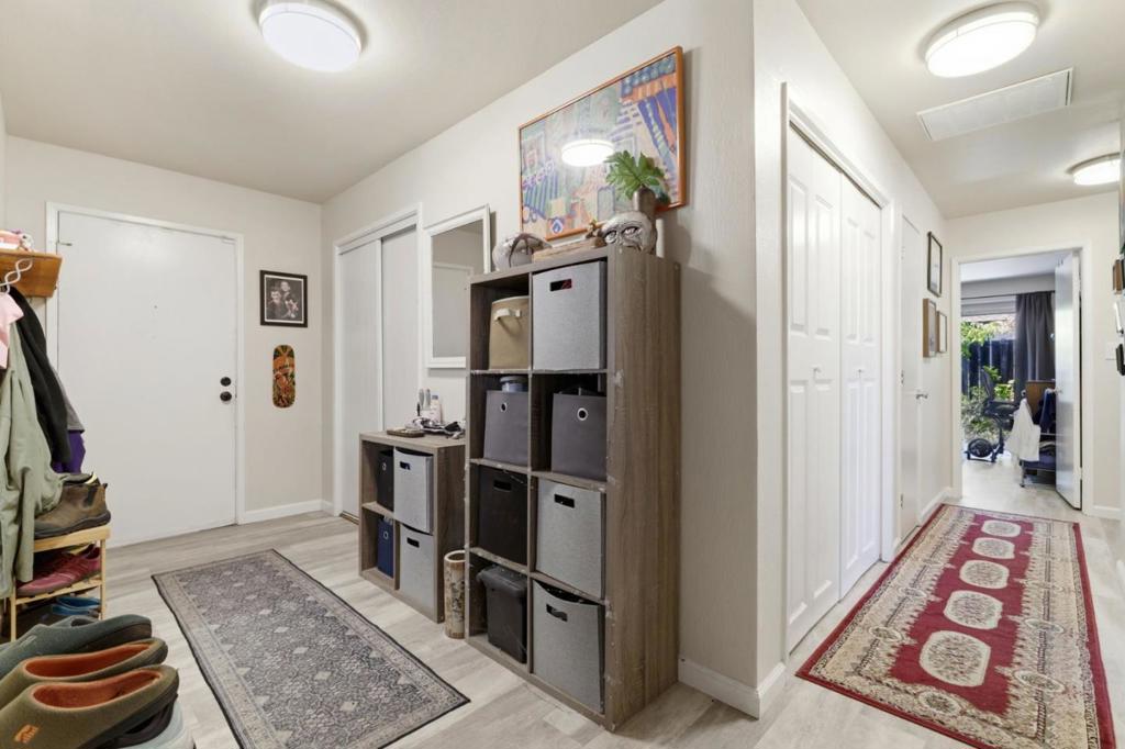 941943 Miramonte Avenue Property Photo 5