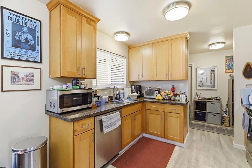941943 Miramonte Avenue Property Photo 8