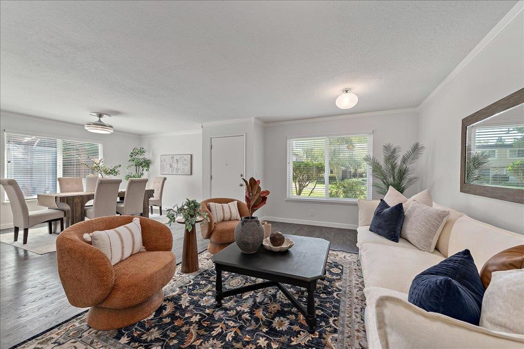 7094 Indian Wells Court Property Photo 6