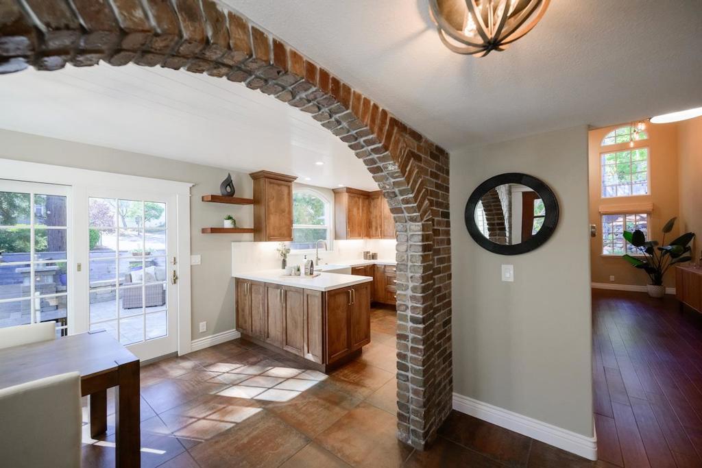 24 Coopers Hawk Court Property Photo 15