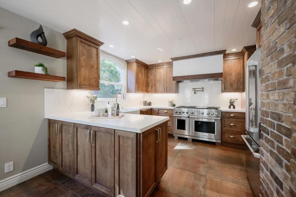 24 Coopers Hawk Court Property Photo 26