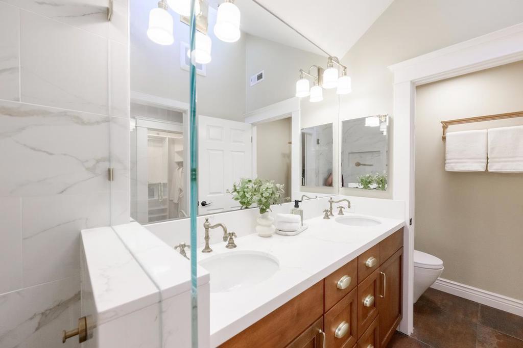 24 Coopers Hawk Court Property Photo 35