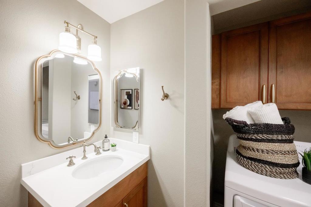 24 Coopers Hawk Court Property Photo 47