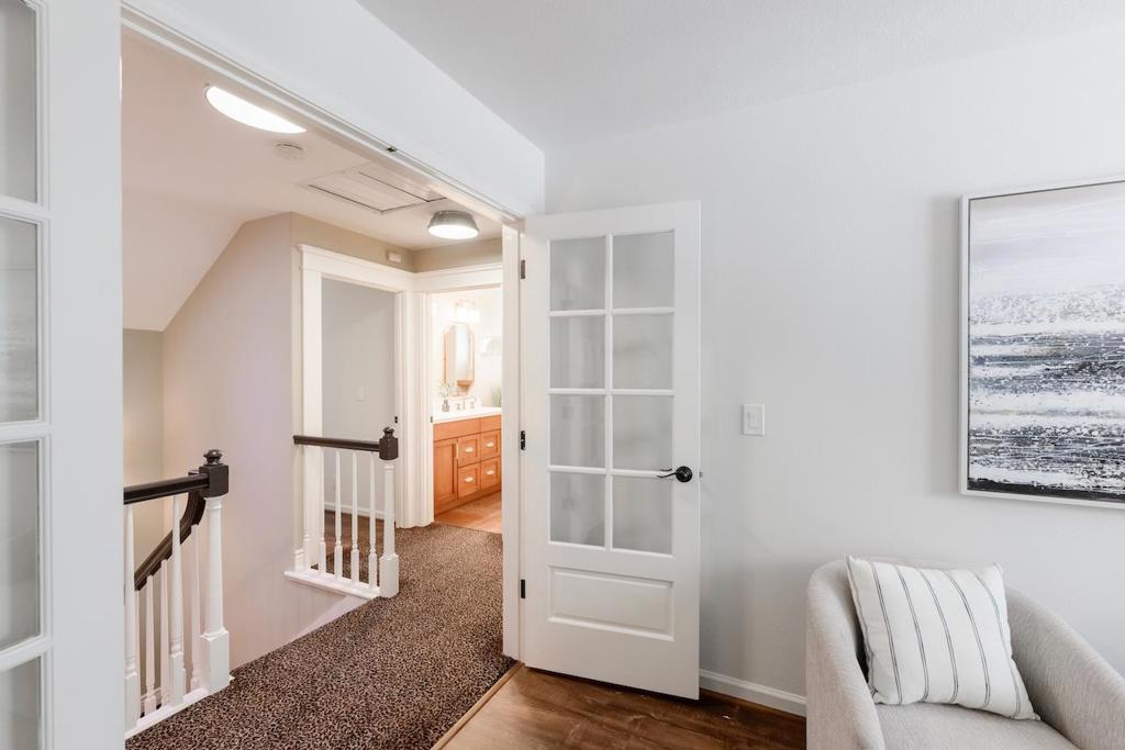 24 Coopers Hawk Court Property Photo 57