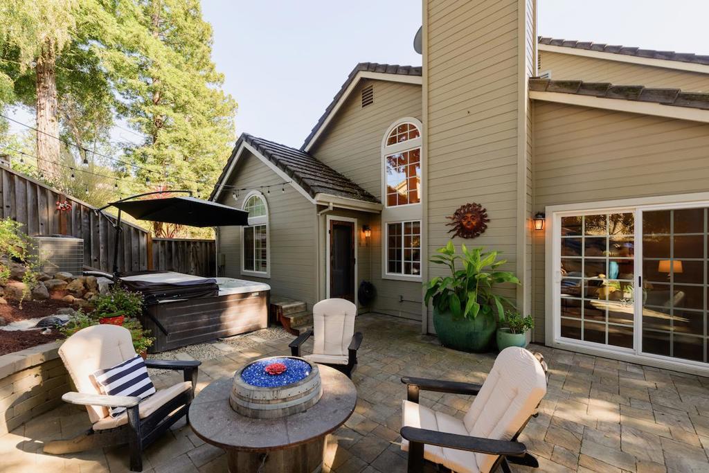 24 Coopers Hawk Court Property Photo 74