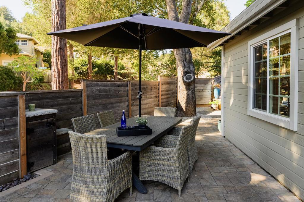 24 Coopers Hawk Court Property Photo 80