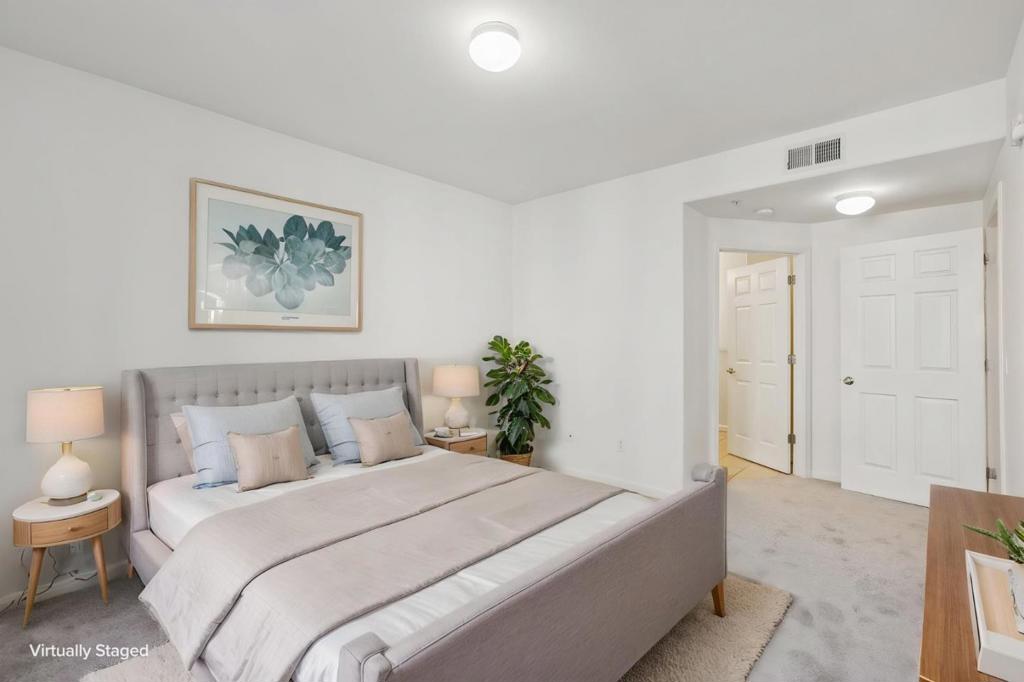 88 N Jackson Avenue 210 Property Photo 12