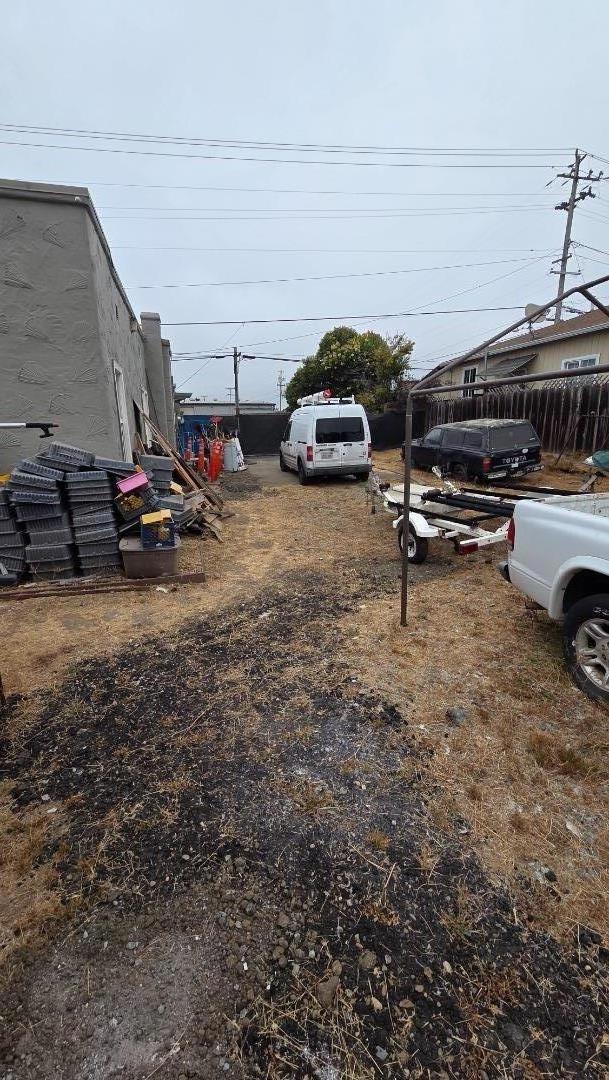 2034 Freedom Boulevard Property Photo 10