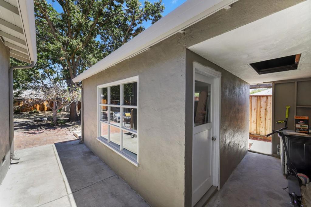 1260 Meadow Lane Property Photo 32