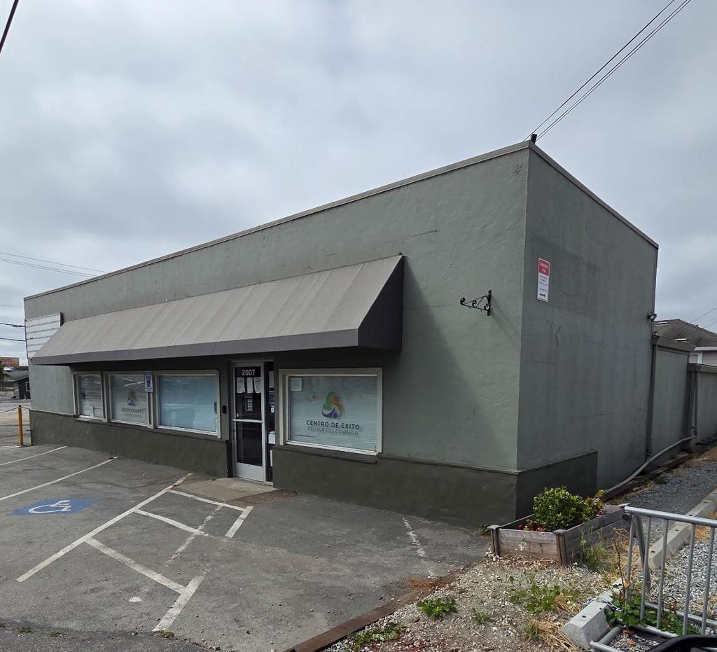2007 Freedom Boulevard Property Photo 2