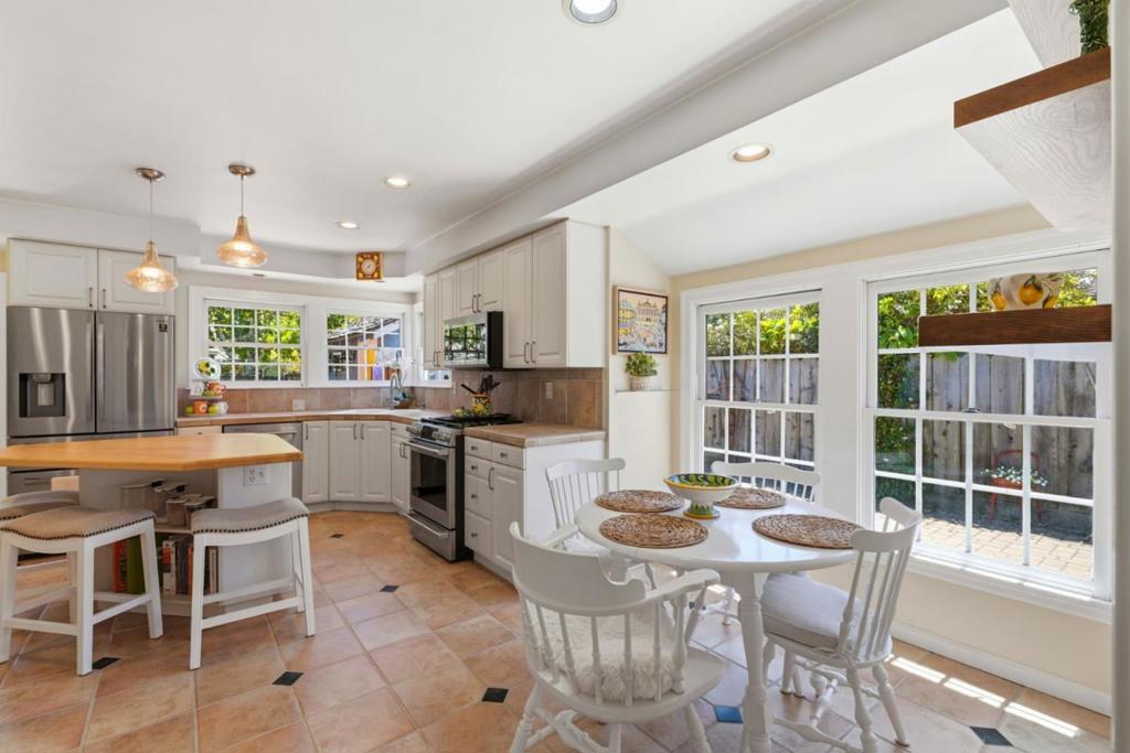 75 Carmel Avenue Property Photo 17