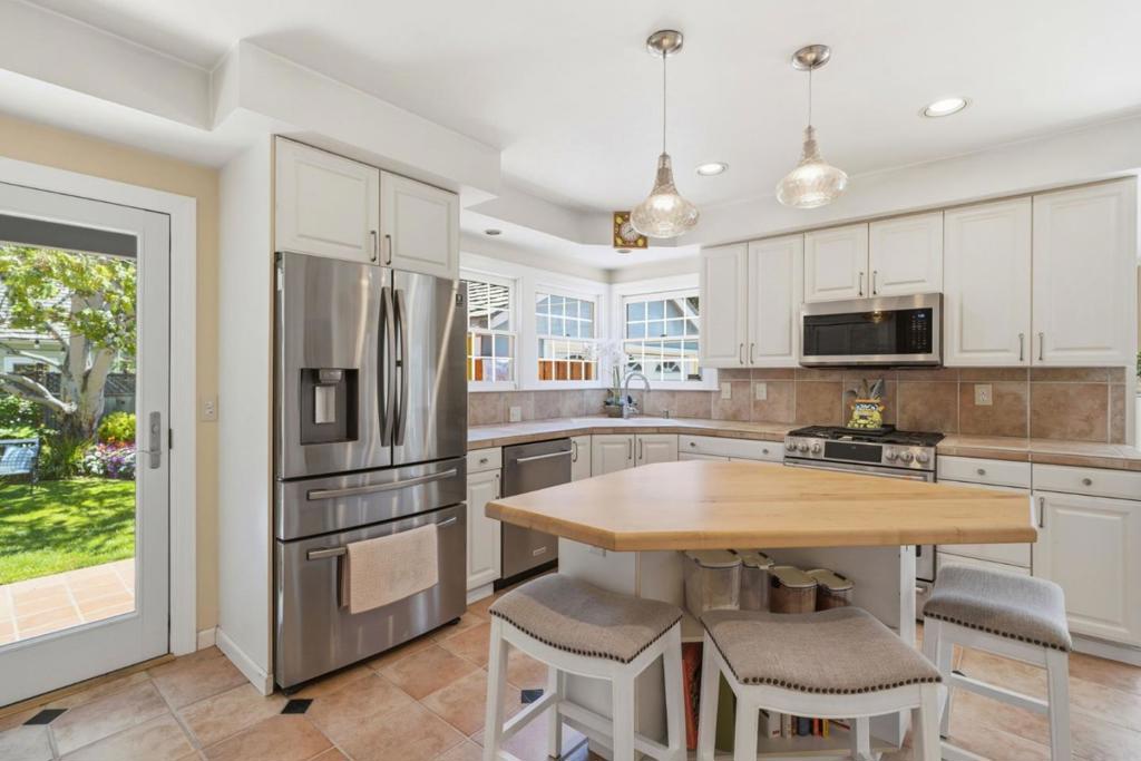 75 Carmel Avenue Property Photo 19