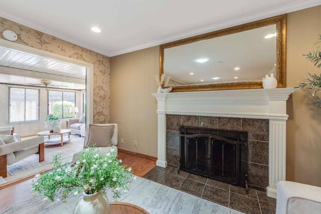 1402 Sprucewood Drive Property Photo 7