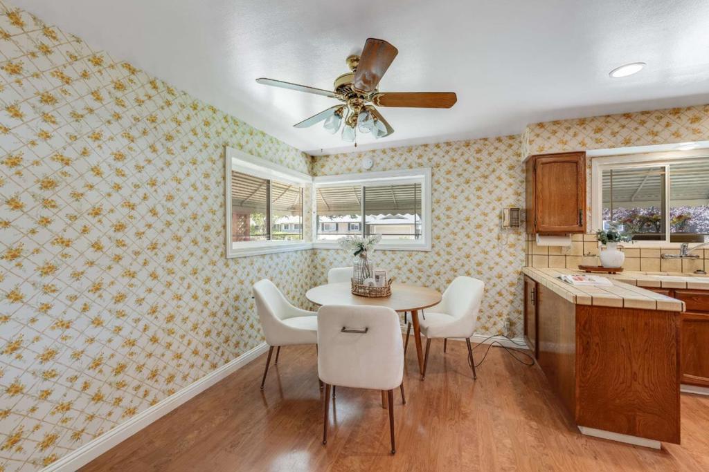1402 Sprucewood Drive Property Photo 10