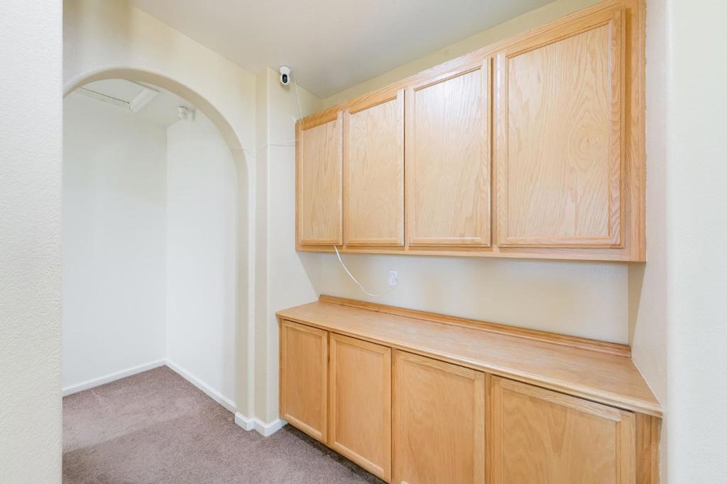 2027 Evening St Property Photo 32
