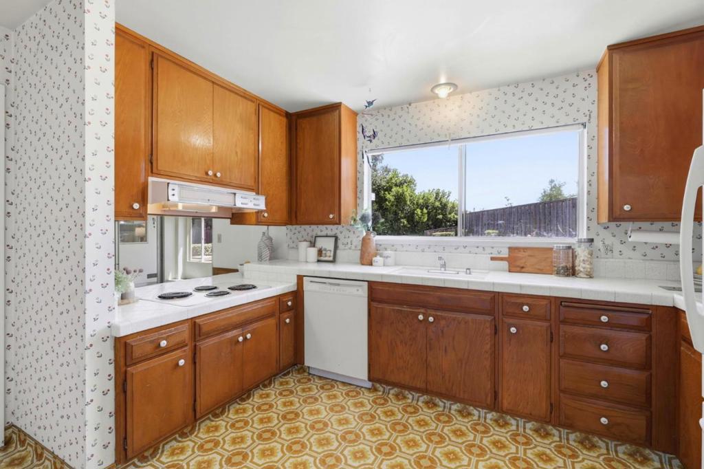 11106 Linda Vista Dr Property Photo 11