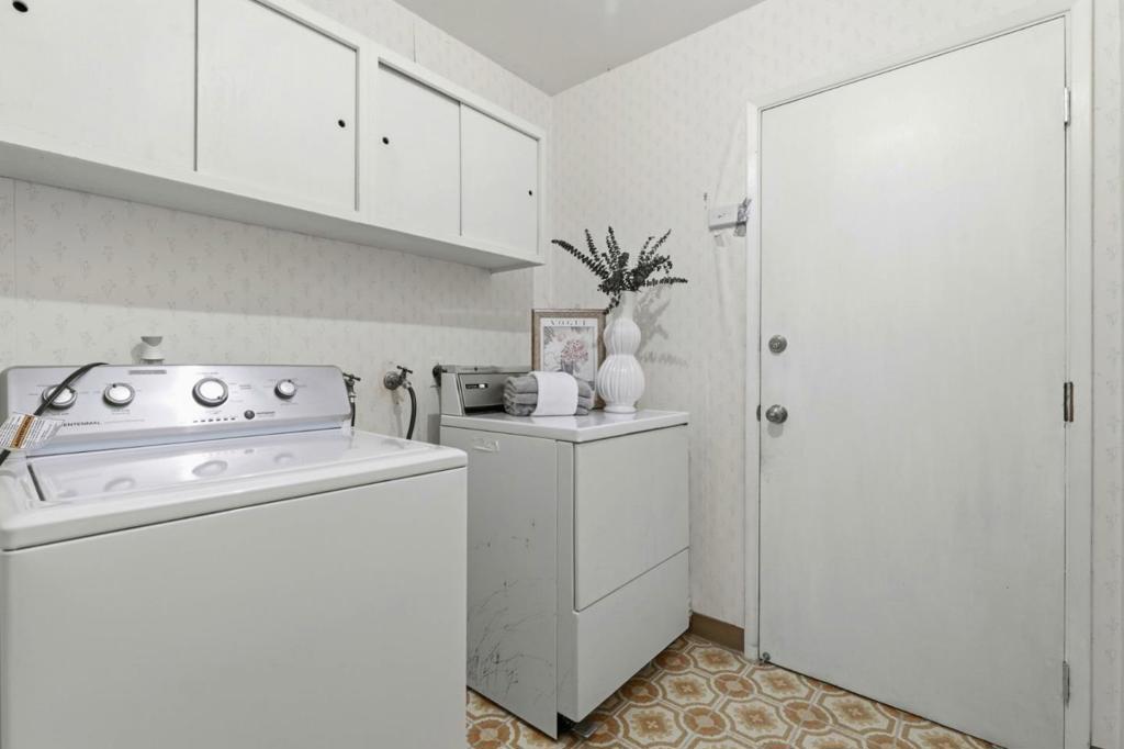 11106 Linda Vista Dr Property Photo 16