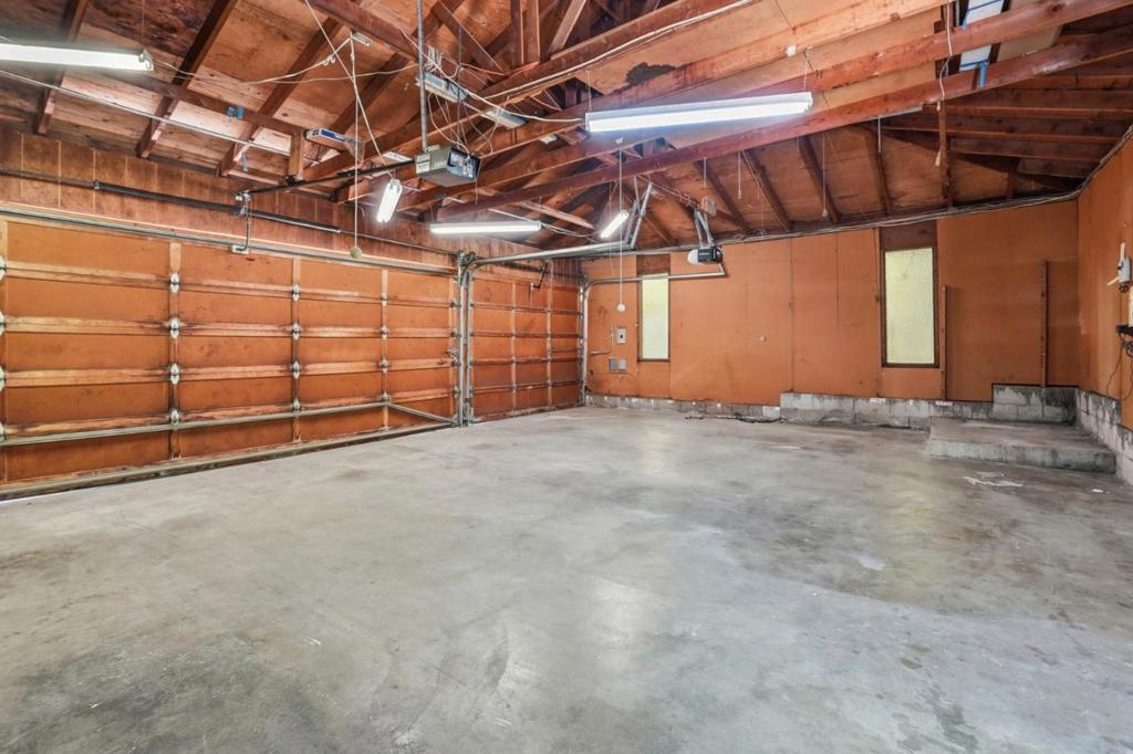 17488 Holiday Drive Property Photo 35