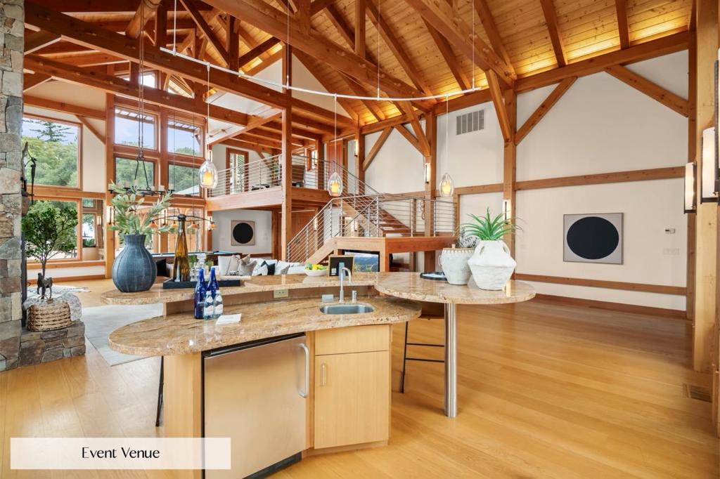15060 Montebello Road Property Photo 13