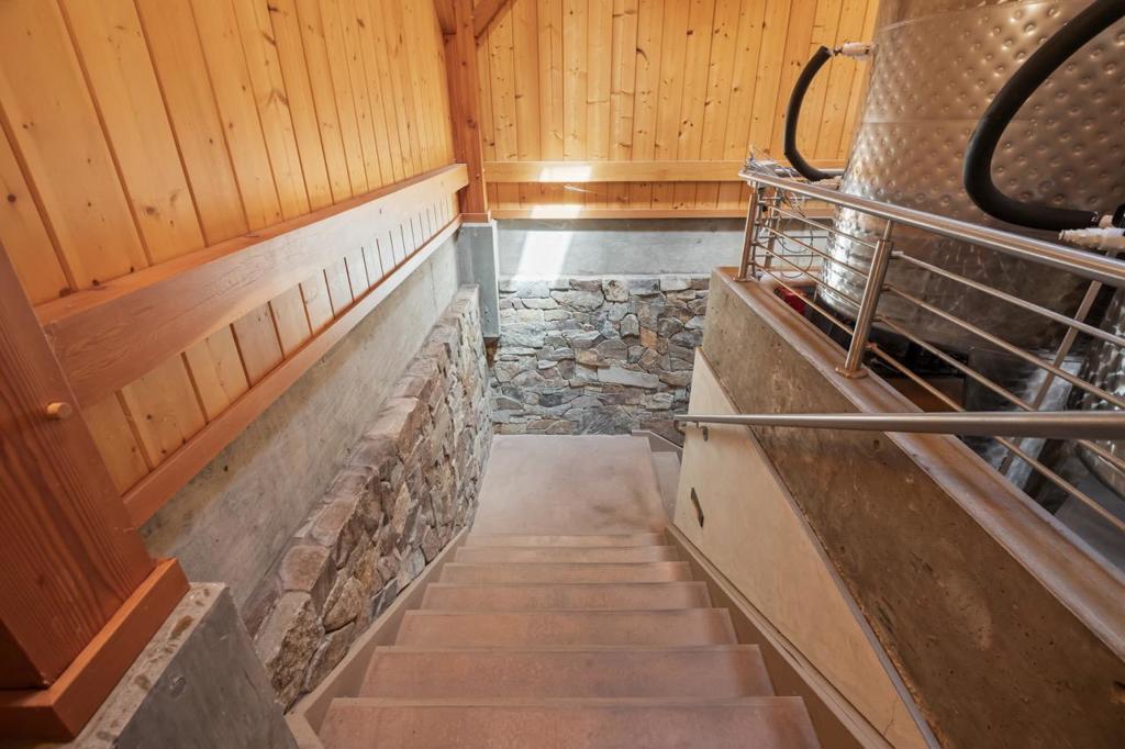15060 Montebello Road Property Photo 32