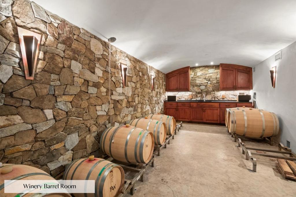 15060 Montebello Road Property Photo 33
