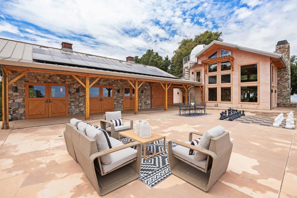 15060 Montebello Road Property Photo 39
