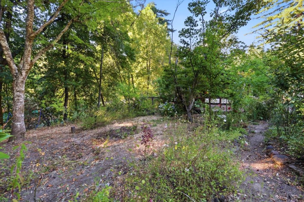 110 Maywood Drive Property Photo 33