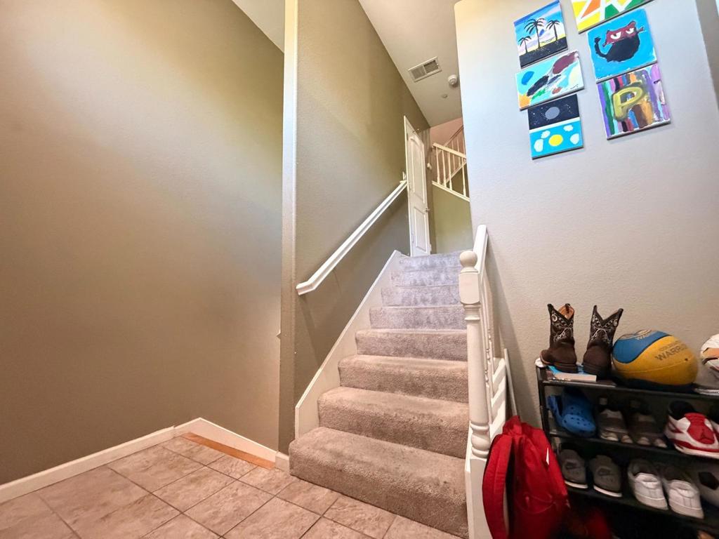 902 Lake Street Property Photo 4