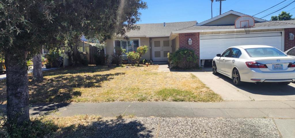 1911 Crinan Drive Property Photo 1