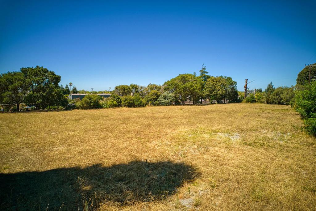 2740 Mattison Property Photo 28