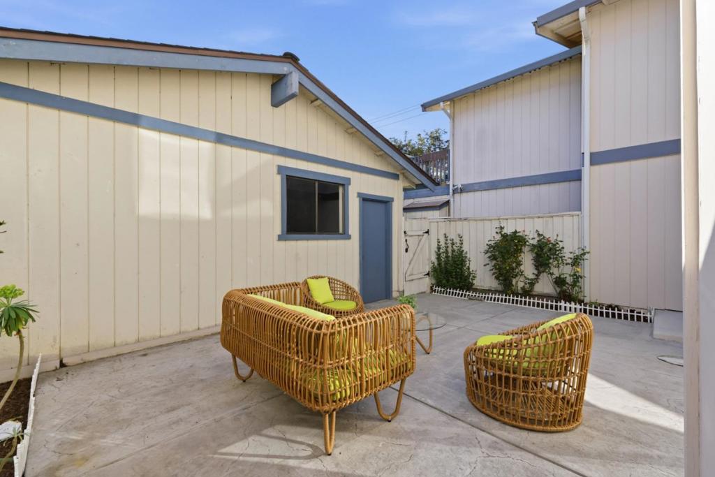 32060 Paloma Court Property Photo 4