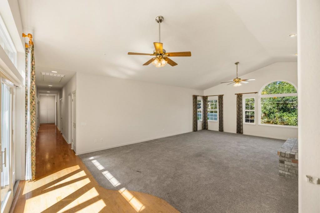 28951 Falcon Ridge Property Photo 11