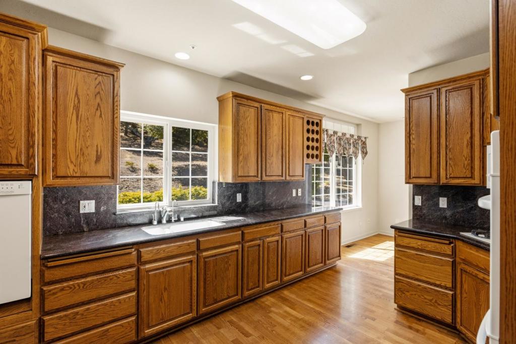 28951 Falcon Ridge Property Photo 18