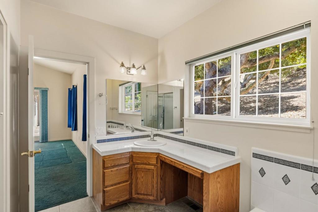 28951 Falcon Ridge Property Photo 26