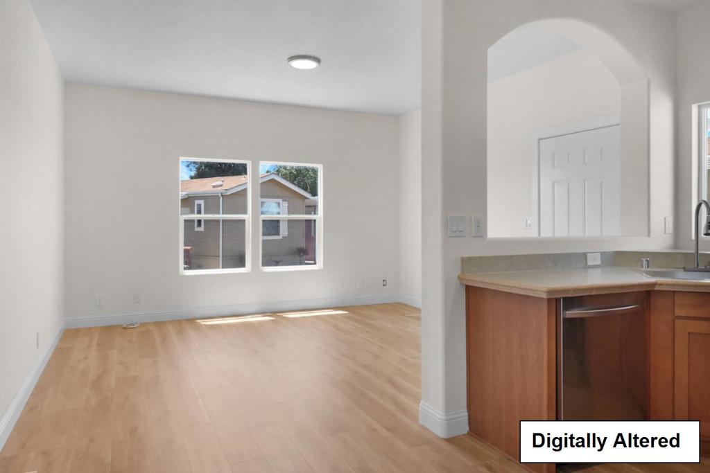1040 38th 6 Property Photo 3