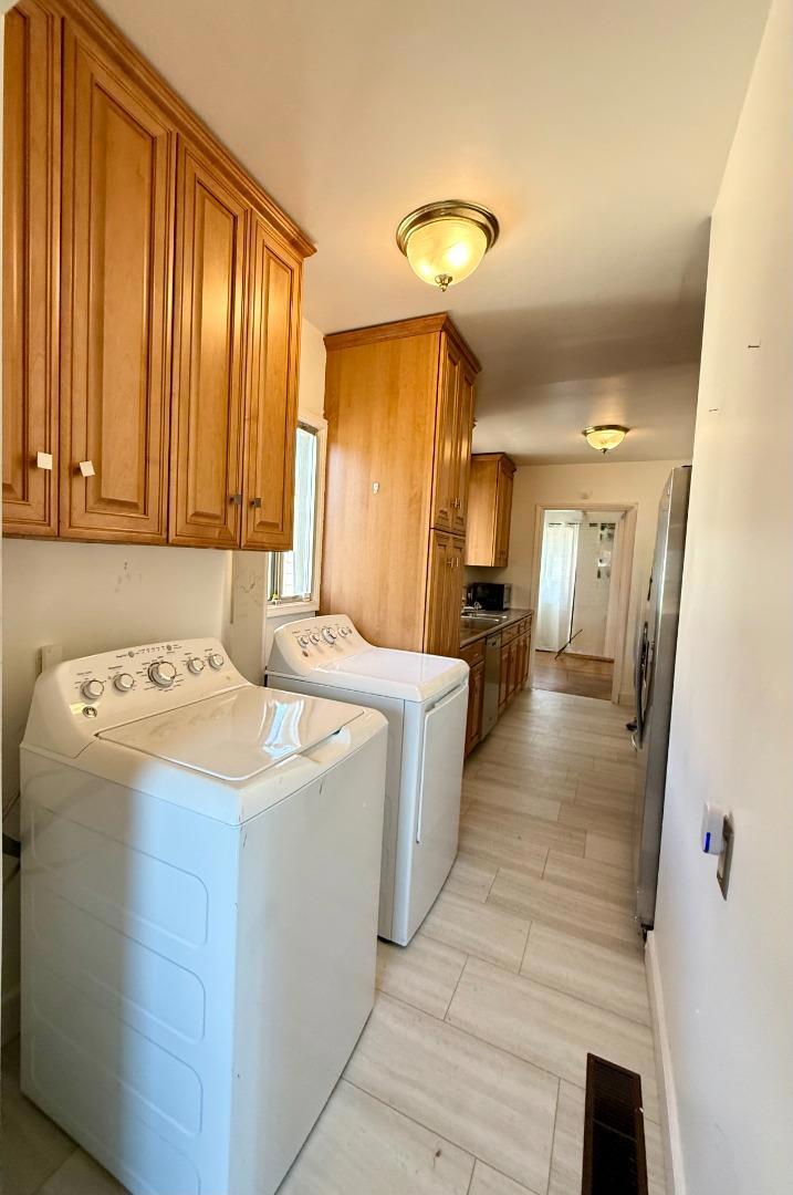 2015 80th Avenue Property Photo 6