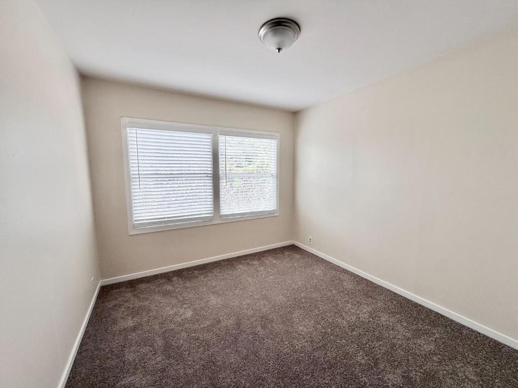 506 Mclaughlin Street Property Photo 8