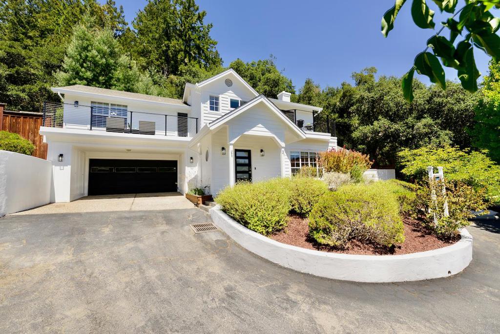 31 Dunslee Way Property Photo 3