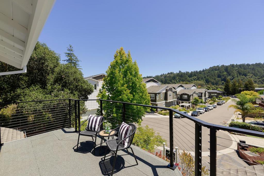 31 Dunslee Way Property Photo 42
