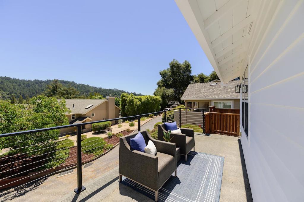 31 Dunslee Way Property Photo 55