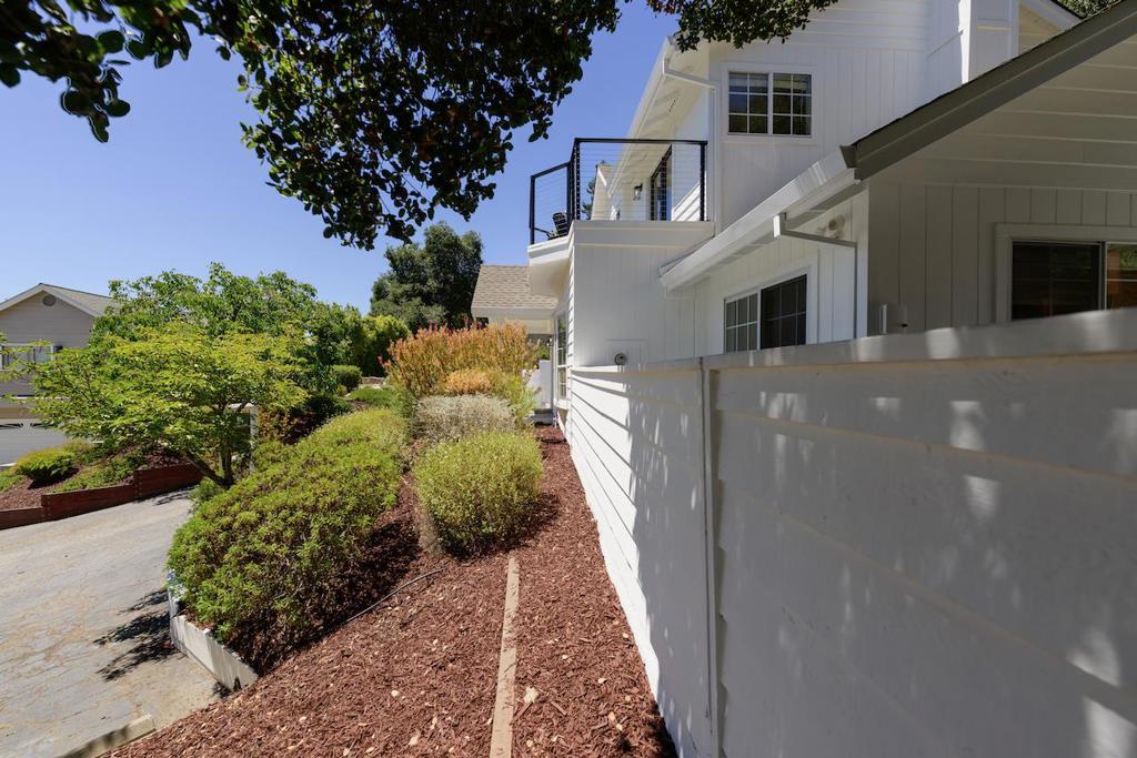 31 Dunslee Way Property Photo 66