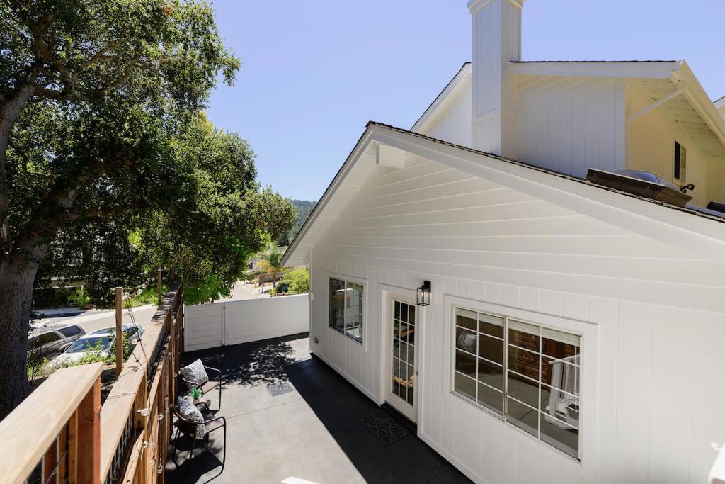 31 Dunslee Way Property Photo 70